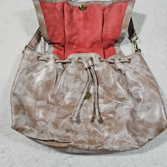 Sharif leather shoulder bag. - Picture 4 of 15